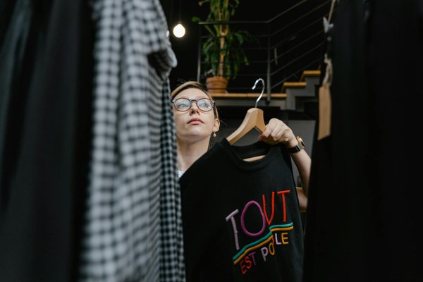 Les robes longues pour femmes : 7 choix alliant confort et style